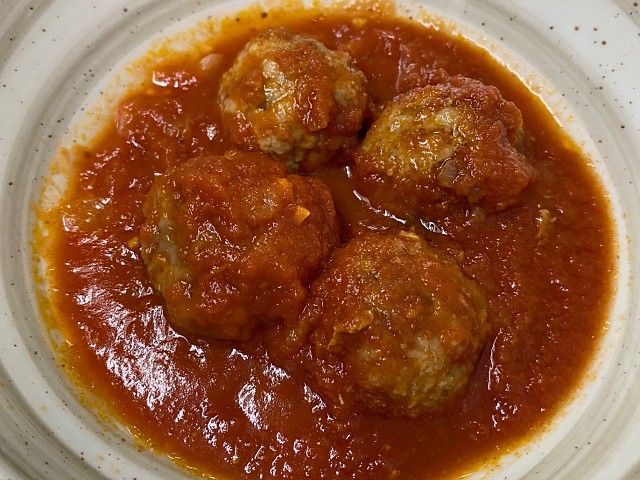 Meatballs with red wine